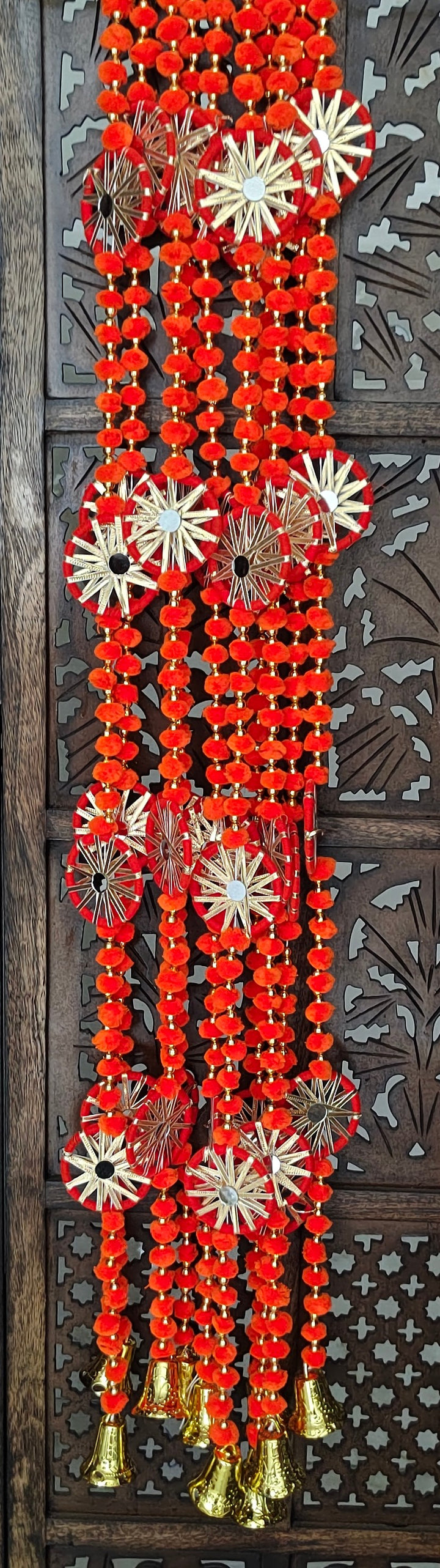 Pom Pom Garland With Chakri (Pack of 5 Strings)