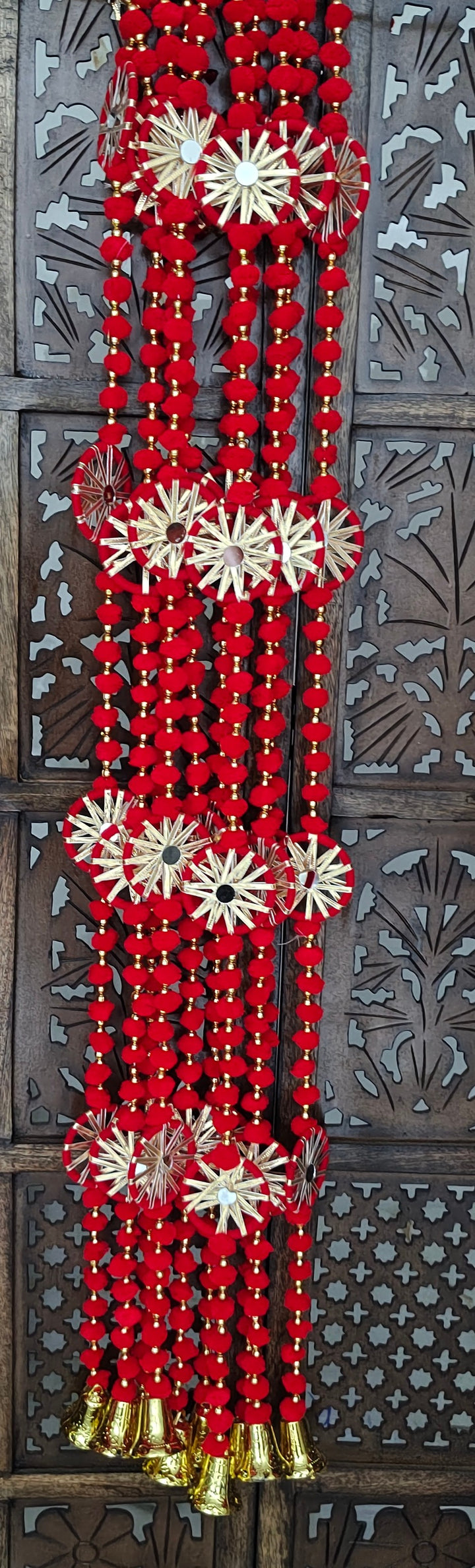 Pom Pom Garland With Chakri (Pack of 5 Strings)