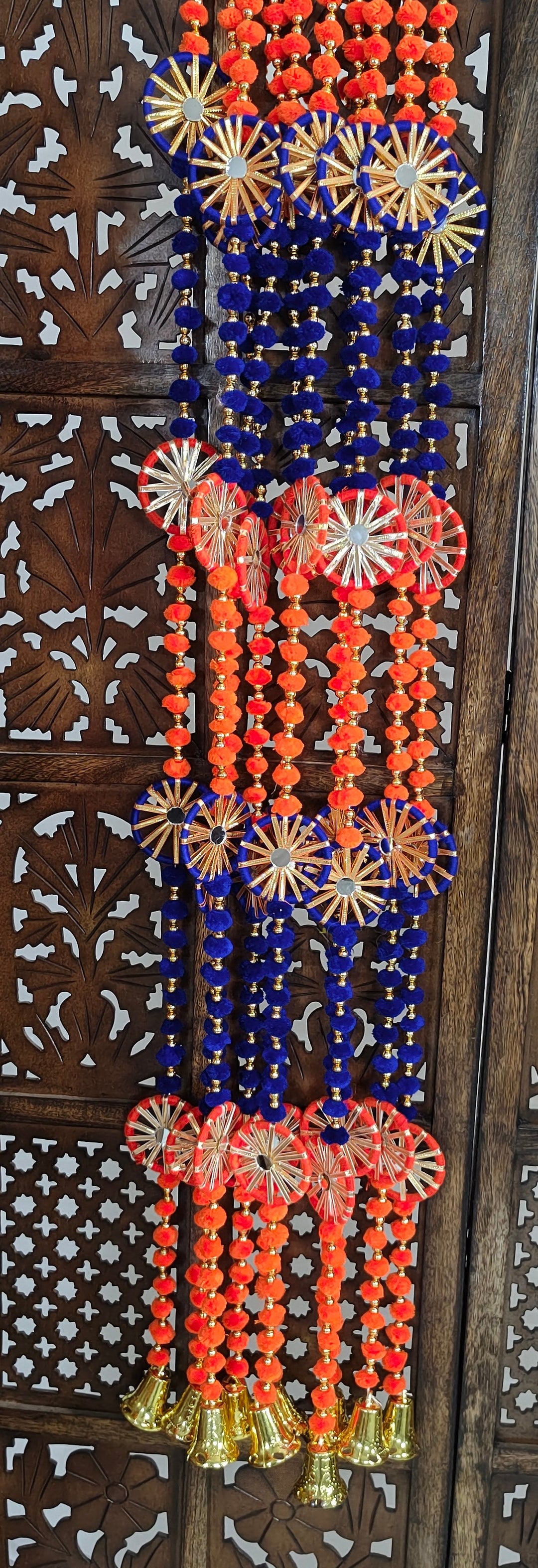 Pom Pom Garland With Chakri (Pack of 5 Strings)