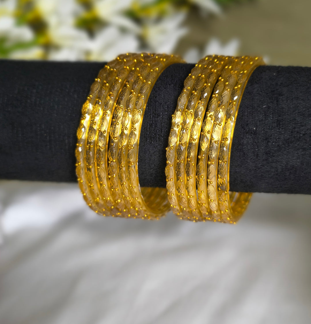 Trending Raindrop Glass Bangles