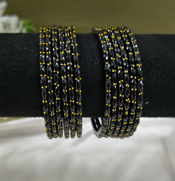 Trending Raindrop Glass Bangles