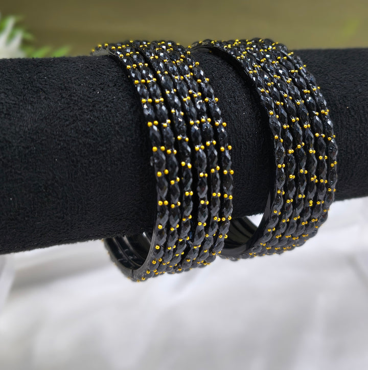 Trending Raindrop Glass Bangles