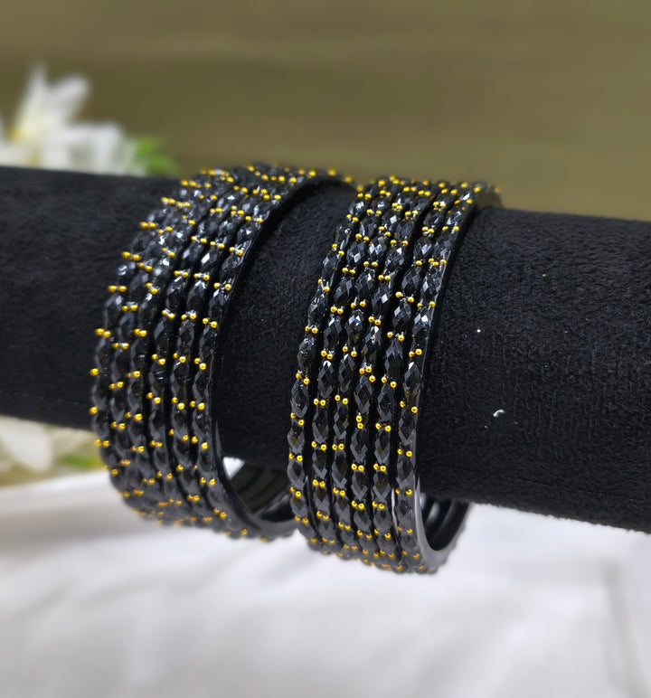 Trending Raindrop Glass Bangles