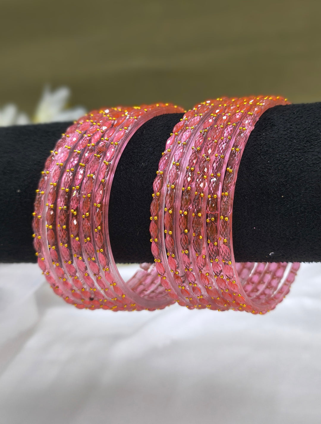 Trending Raindrop Glass Bangles