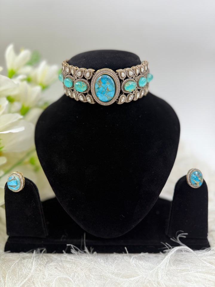 Surya Kundan  Choker Set