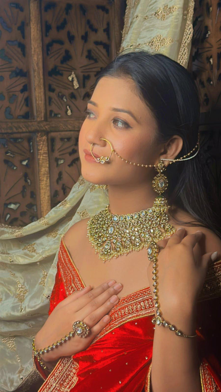 Pragya Kundan Set