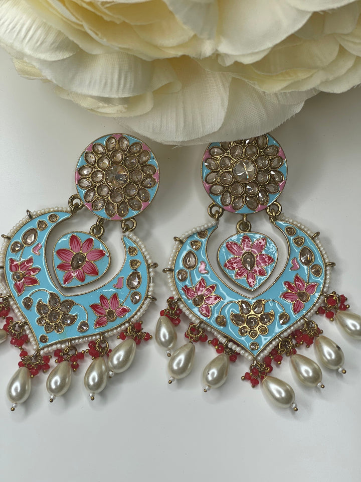 Izhaar Showstopper Earrings | Indian Earrings | Indian Jewelry |Premium Quality Earrings | Polki Earrings|Bollywood/Pakistani oil paint