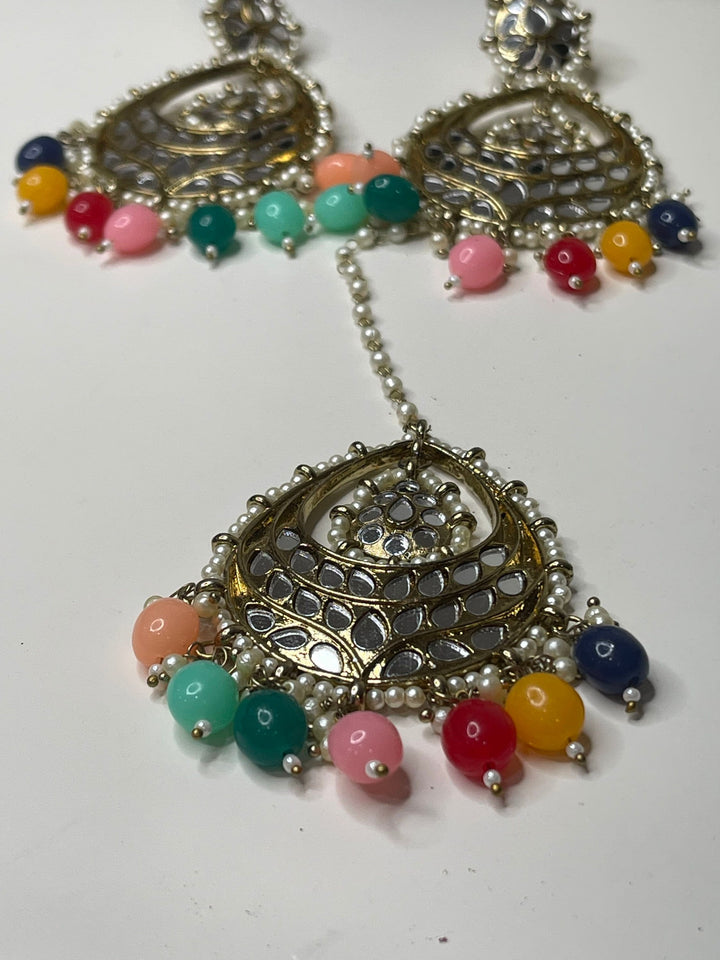 Sheesha Pearl Kundan Earring Maang Tikka Set