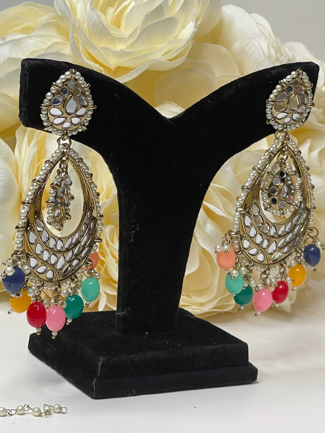 Sheesha Pearl Kundan Earring Maang Tikka Set