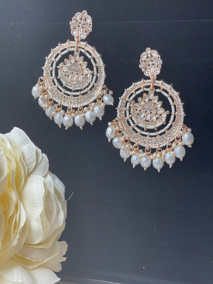Handcrafted Pearl Rose Gold Round Earrings Set