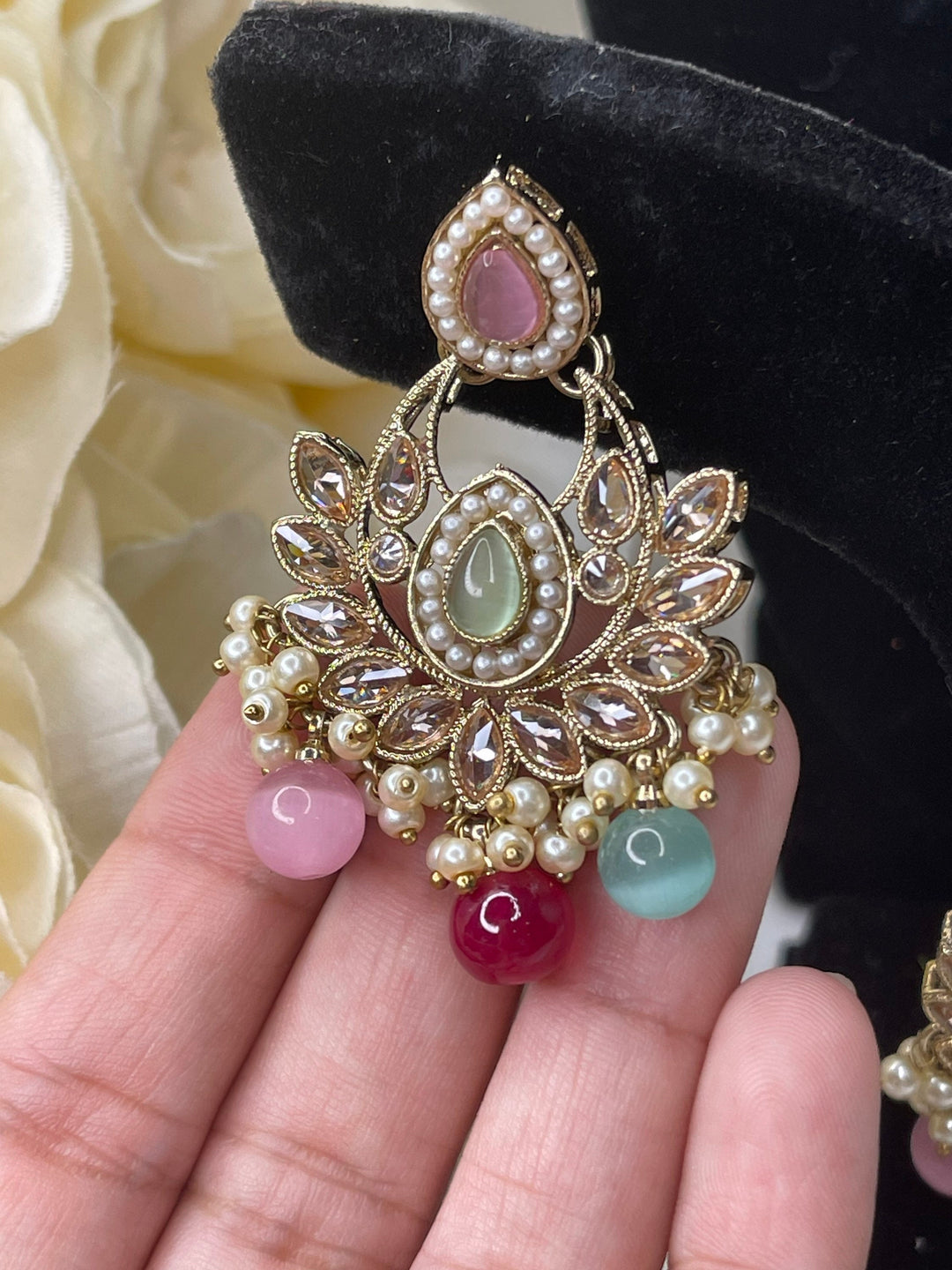 Izhaar Multi color Indian Polki Kundan Necklace with Earrings Tikka / Wedding Jewelry/ Traditional Jewelry/ Bollywood set/ Indian wedding set Muskaan