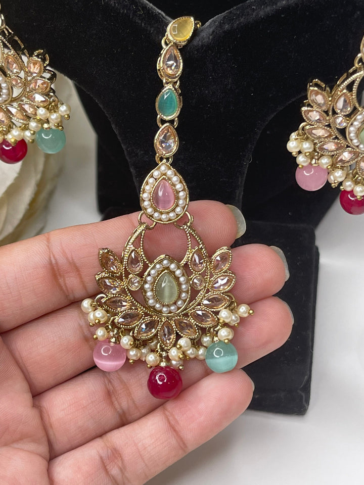 Izhaar Multi color Indian Polki Kundan Necklace with Earrings Tikka / Wedding Jewelry/ Traditional Jewelry/ Bollywood set/ Indian wedding set Muskaan