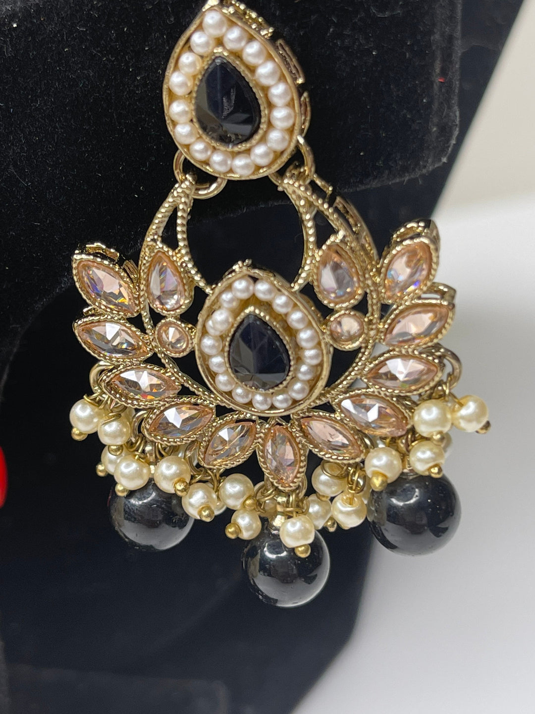 Izhaar Indian Polki Kundan Black Necklace with Earrings Tikka / Wedding Jewelry/ Traditional Jewelry/ Bollywood set/  wedding set Muskaan