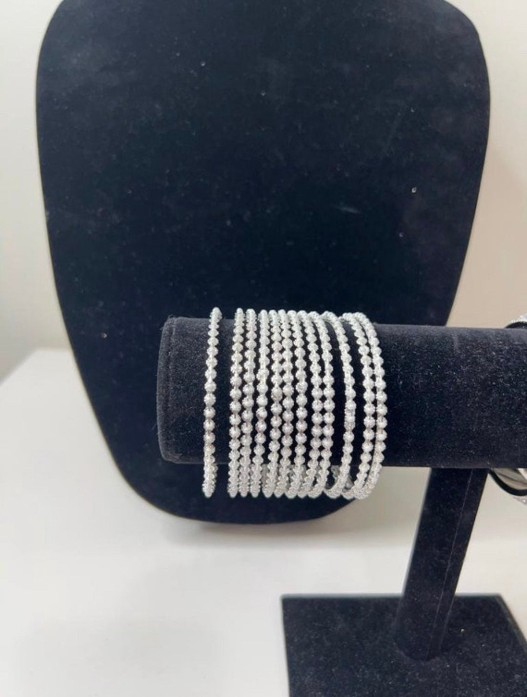 Timeless Classic Design Gold Pearl Bangles Set