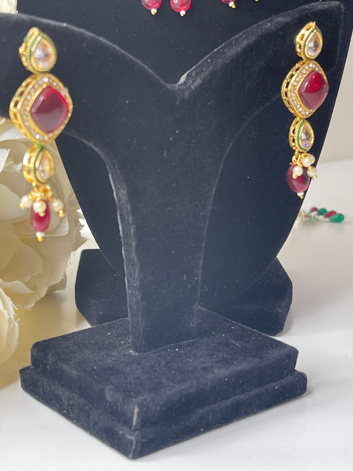 Kareena Kundan Set