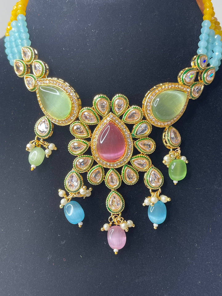 Kareena Kundan Set