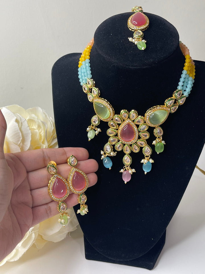 Kareena Kundan Set