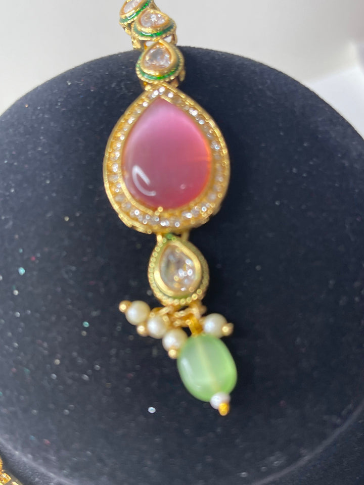 Kareena Kundan Set