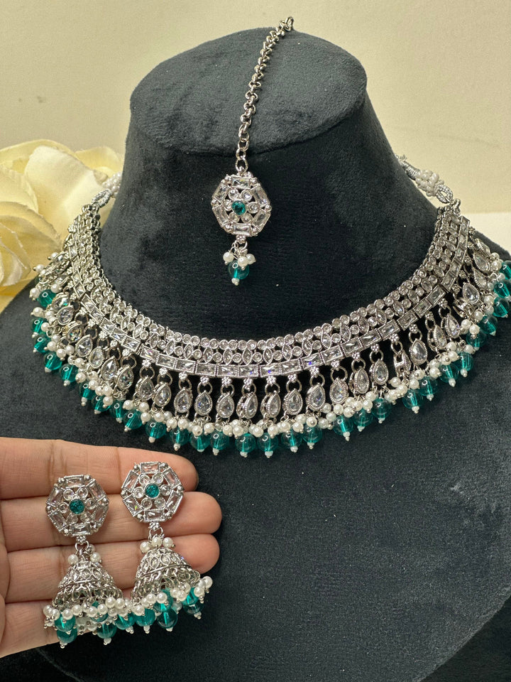 Izhaar Indian Polki Kundan Necklace with Earrings Tikka / Wedding Jewelry/ Traditional Jewelry/ Bollywood set/ Indian Pakistani wedding set