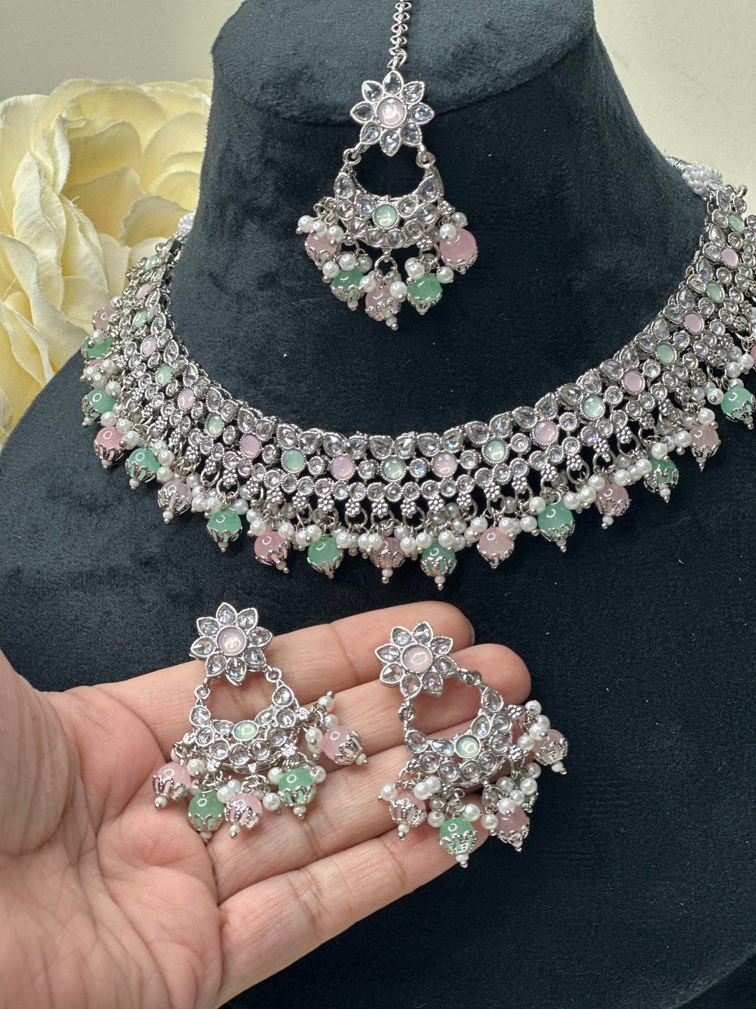 Izhaar Indian Polki Kundan Necklace with Earrings Tikka / Wedding Jewelry/ Traditional Jewelry/ Bollywood set/ Indian Pakistani wedding set