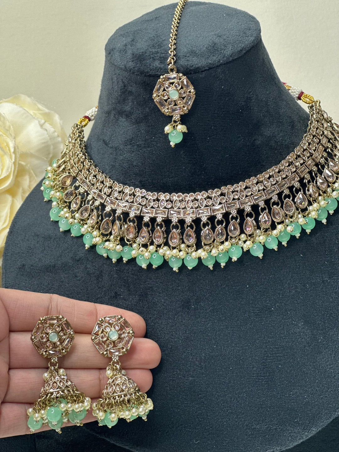 Izhaar Indian Polki Kundan Necklace with Earrings Tikka / Wedding Jewelry/ Traditional Jewelry/ Bollywood set/ Indian Pakistani wedding set