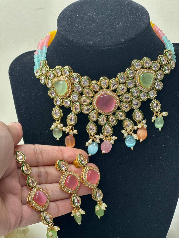 Kareena Kundan Set