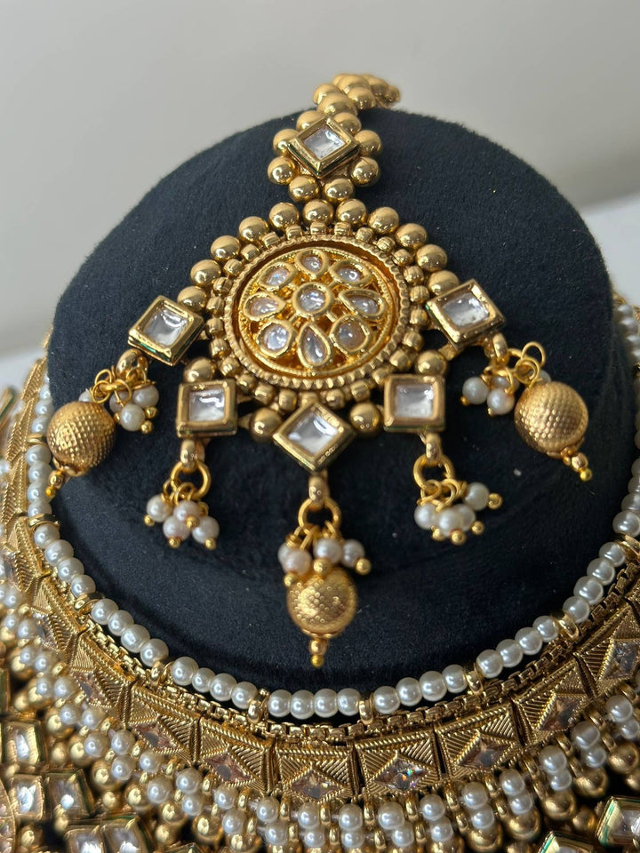Izhaar AD Polki Kundan Necklace with Earrings Tikka / Wedding Jewelry/ Traditional Jewelry/ Bollywood set/ Indian Pakistani wedding set