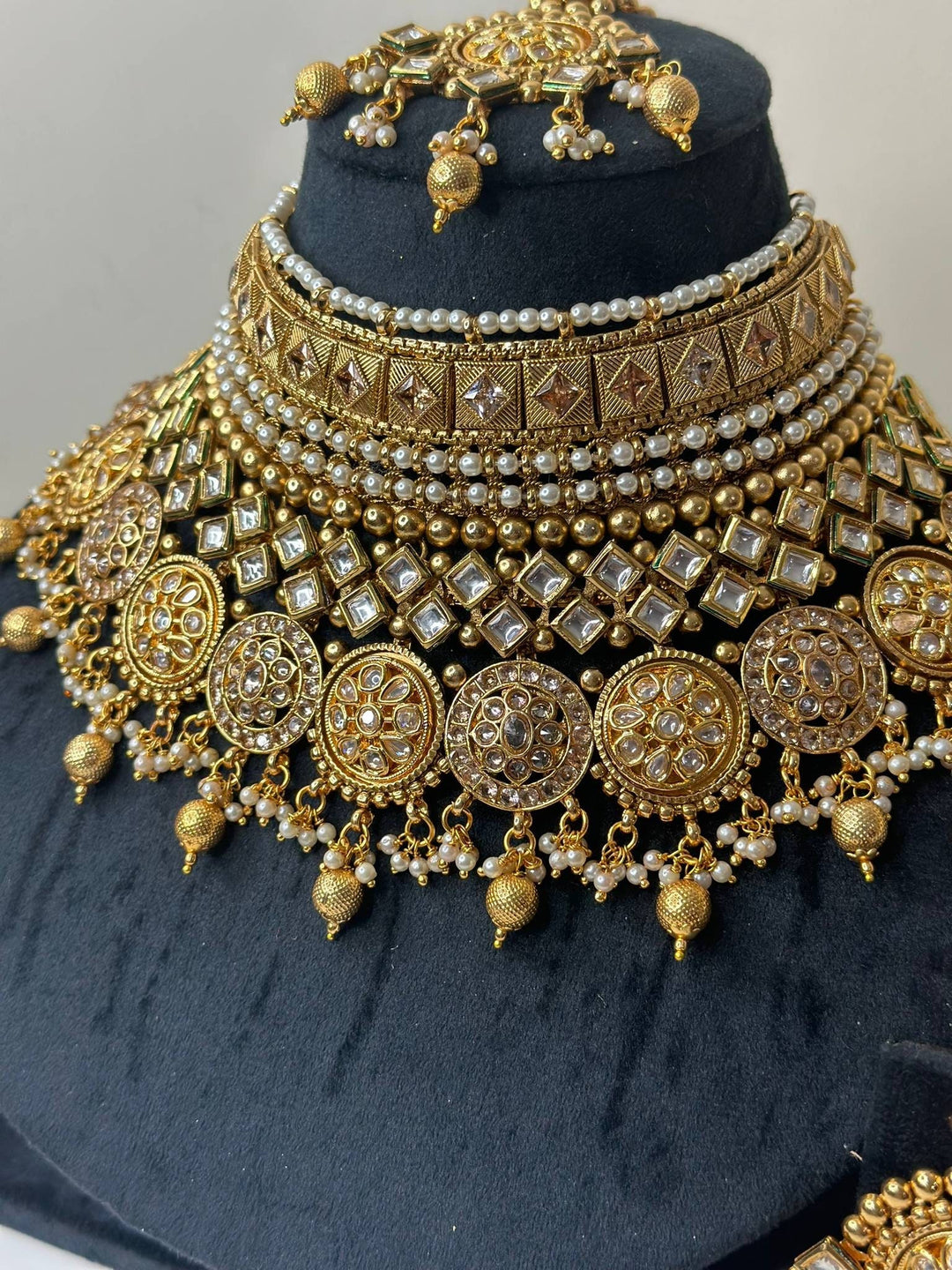 Izhaar AD Polki Kundan Necklace with Earrings Tikka / Wedding Jewelry/ Traditional Jewelry/ Bollywood set/ Indian Pakistani wedding set