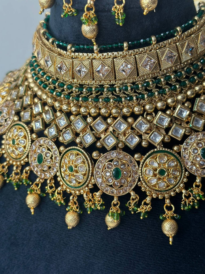 Izhaar Green Color AD Polki Kundan Necklace with Earrings Tikka/Wedding Jewelry/Traditional Jewelry/Indian Pakistani wedding set.