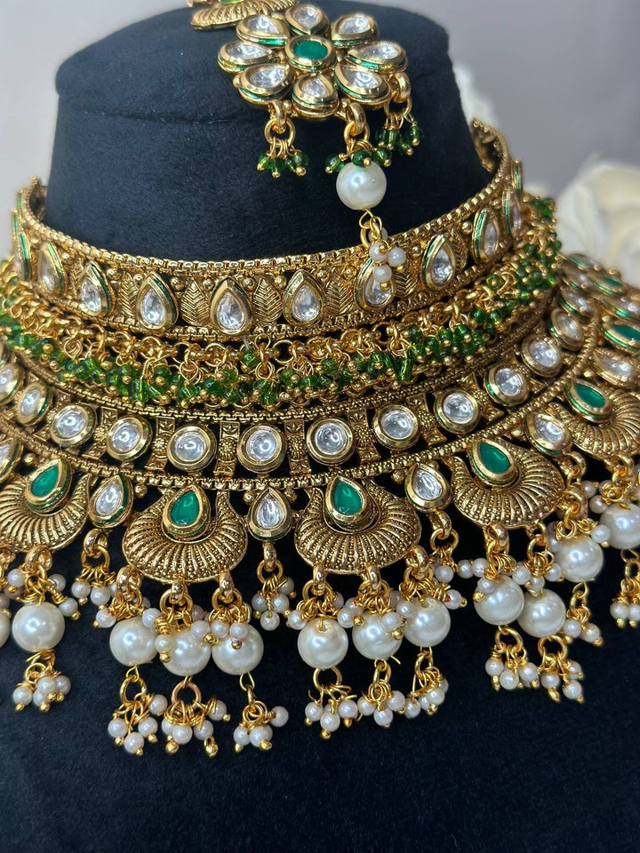 Izhaar Green Color AD Polki Kundan Necklace with Earrings Tikka/Wedding Jewelry/Traditional Jewelry/Indian Pakistani wedding set.