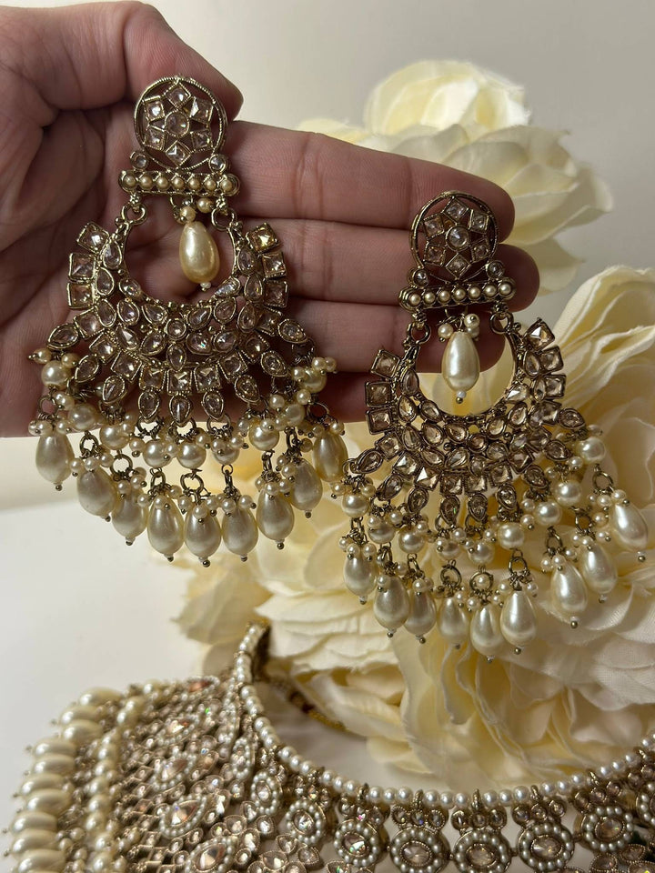 Izhaar Indian Polki Reverse AD Golden Color Necklace with Earrings Tikka/ Wedding Jewelry/ Traditional Jewelry/Wedding/Reverse AD.