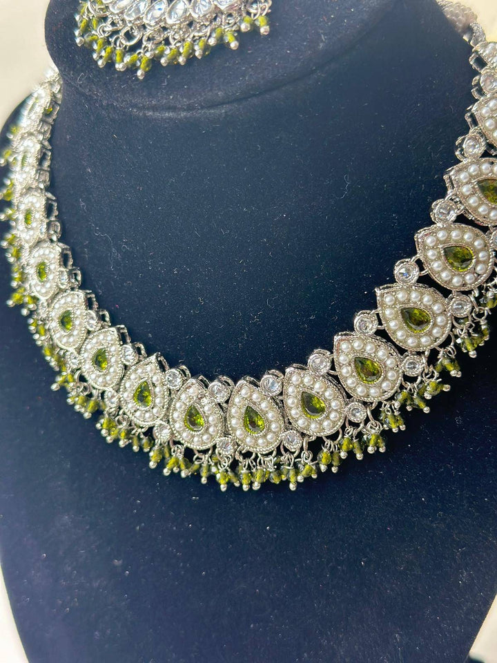 Izhaar Indian Polki Reverse AD Mehendi Color Necklace with Earrings Tikka/Wedding Jewelry/Traditional Jewelry/Wedding/Reverse AD/Choker Set.