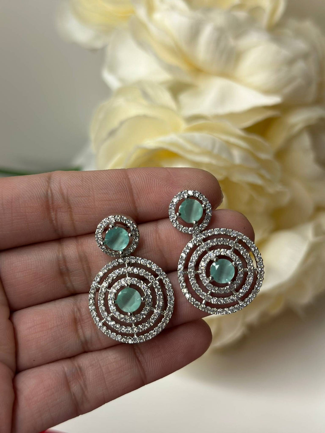 Izhaar AD Earring