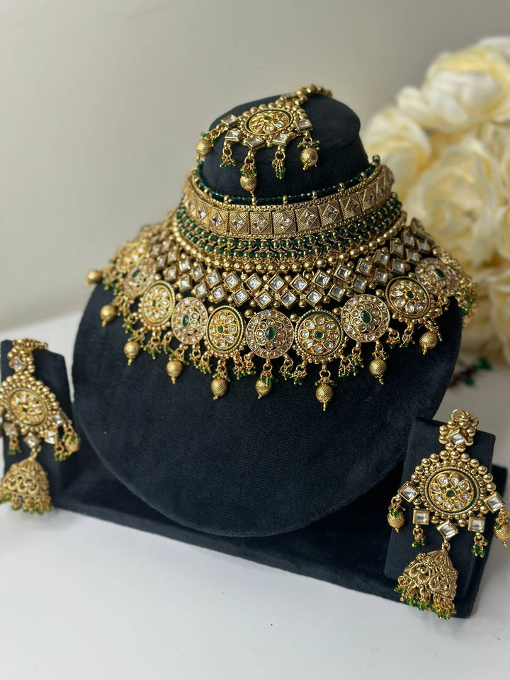 Izhaar Green Color AD Polki Kundan Necklace with Earrings Tikka/Wedding Jewelry/Traditional Jewelry/Indian Pakistani wedding set.