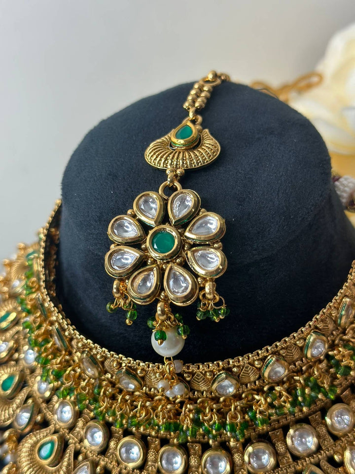 Izhaar Green Color AD Polki Kundan Necklace with Earrings Tikka/Wedding Jewelry/Traditional Jewelry/Indian Pakistani wedding set.