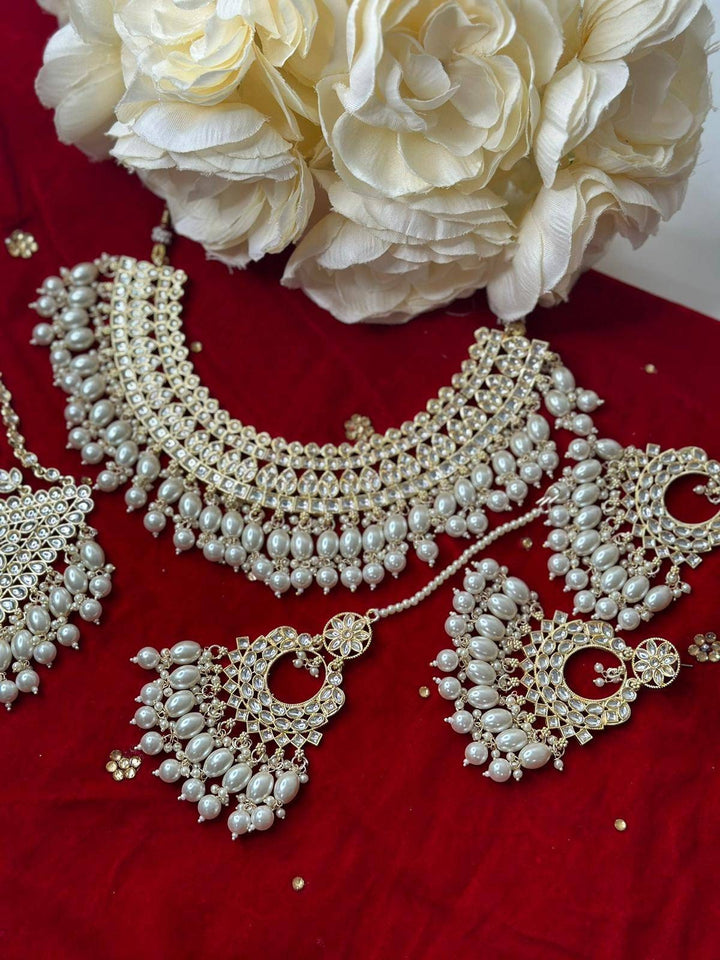 Izhaar Indian Polki Kundan Necklace with Passa And Earrings Tikka / Wedding Jewelry/ Traditional Jewelry/ Bollywood set/ Indian Wedding Set.