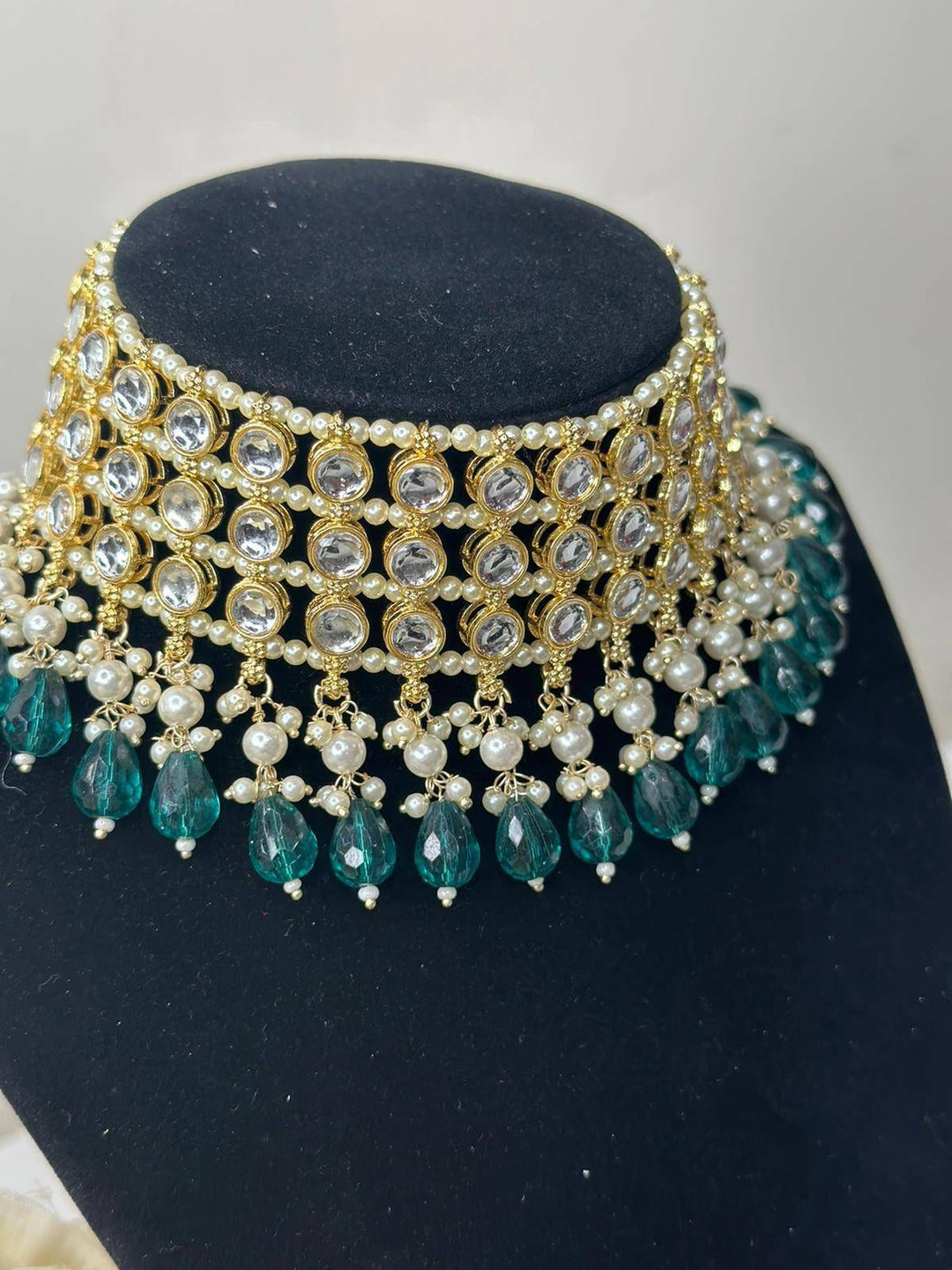 Izhaar Indian Radium Color Polki Kundan Necklace with Earrings Tikka /Wedding Jewelry/ Traditional Jewelry/Bollywood set/Indian Wedding Set.