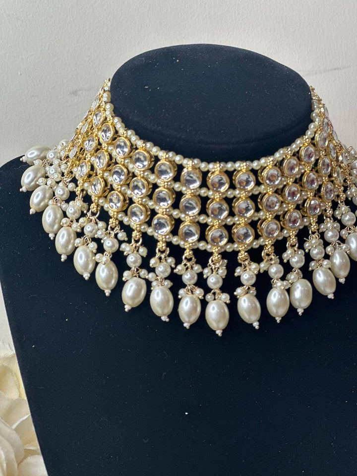 Izhaar Indian White Color Polki Kundan Necklace with Earrings Tikka /Wedding Jewelry/ Traditional Jewelry/Bollywood set/Indian Wedding Set.