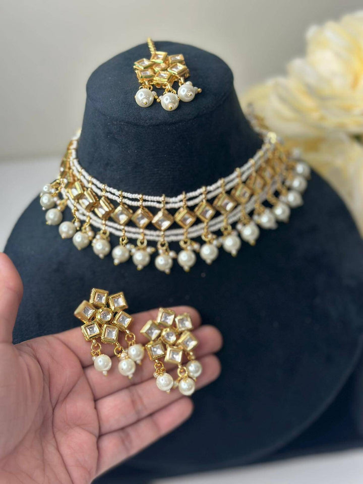 Izhaar Indian White Color Polki Kundan Necklace with Earrings Tikka /WeddingJewelry/ Traditional Jewelry/Bollywood set/Indian Wedding Set.