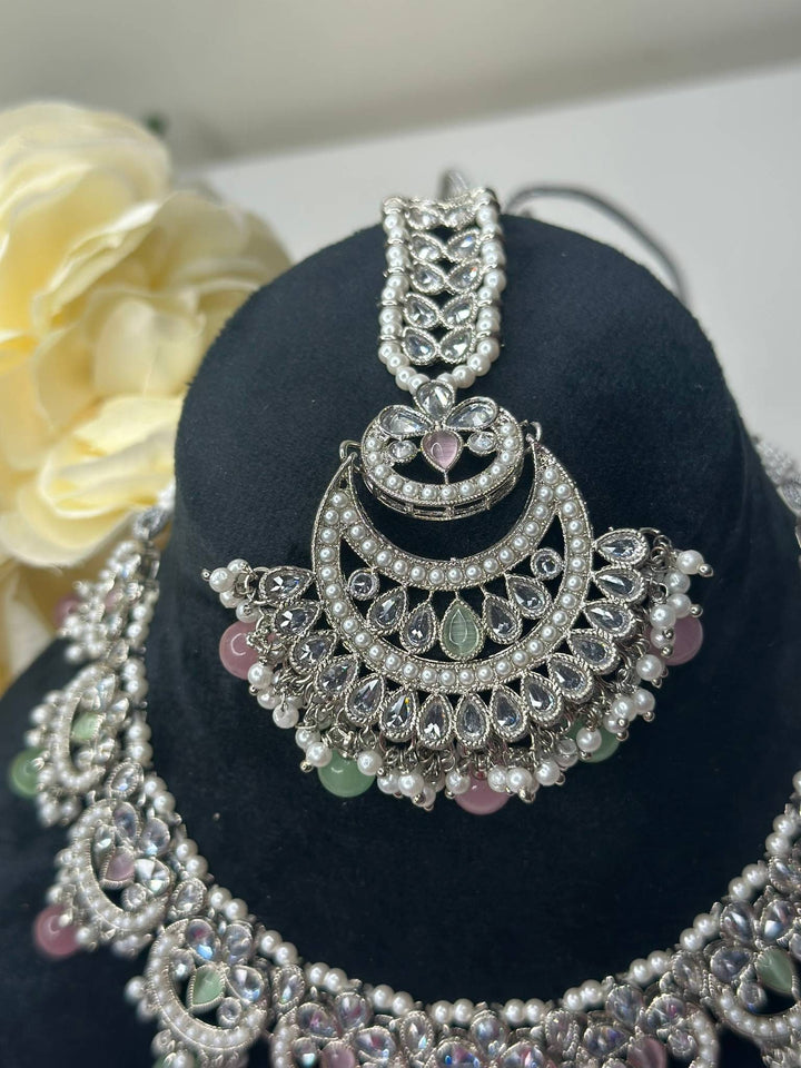 Noori Reverse AD Necklace