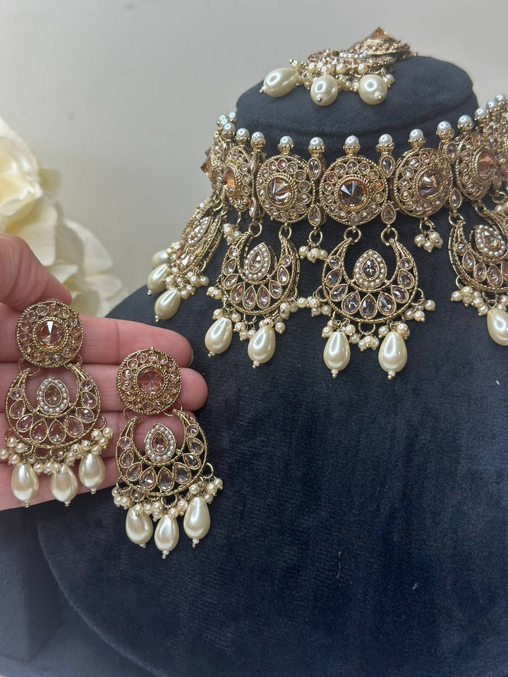 Izhaar Indian White Color Polki Reverse AD Necklace with Earrings Tikka/ Wedding Jewelry/ Traditional Jewelry/Wedding/Reverse AD.