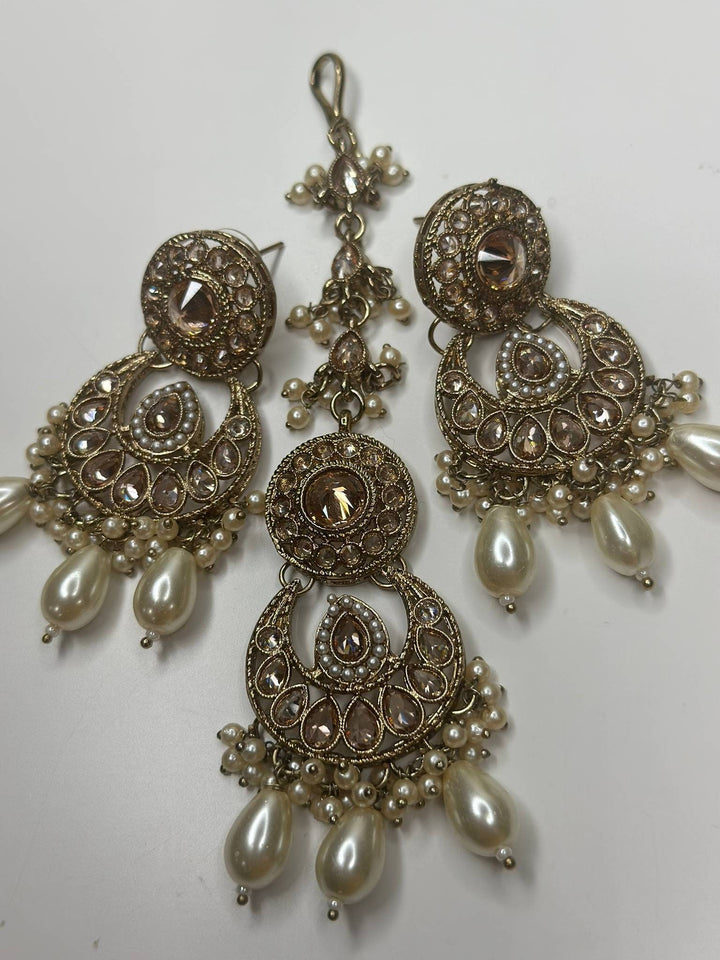 Izhaar Indian White Color Polki Reverse AD Necklace with Earrings Tikka/ Wedding Jewelry/ Traditional Jewelry/Wedding/Reverse AD.