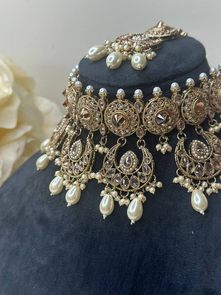 Izhaar Indian White Color Polki Reverse AD Necklace with Earrings Tikka/ Wedding Jewelry/ Traditional Jewelry/Wedding/Reverse AD.