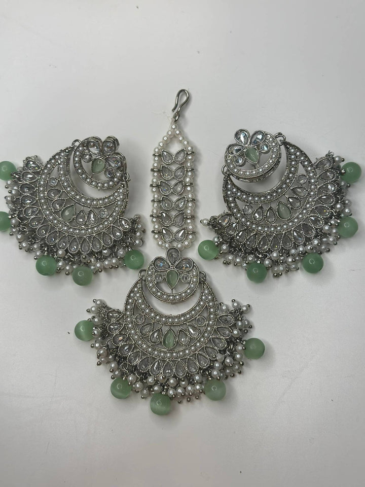 Noori Reverse AD Necklace