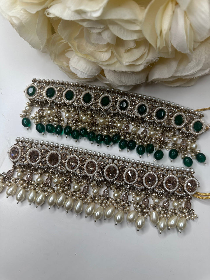 Iniya Necklace Set