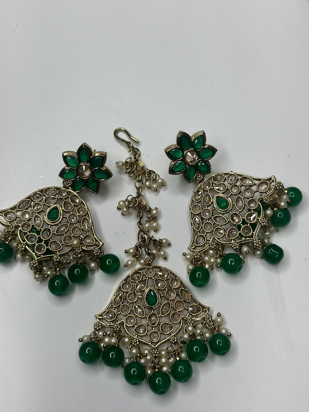 Izhaar Indian Green Color Polki Reverse AD Necklace with Earrings Tikka/ Wedding Jewelry/ Traditional Jewelry/Wedding/Reverse AD.