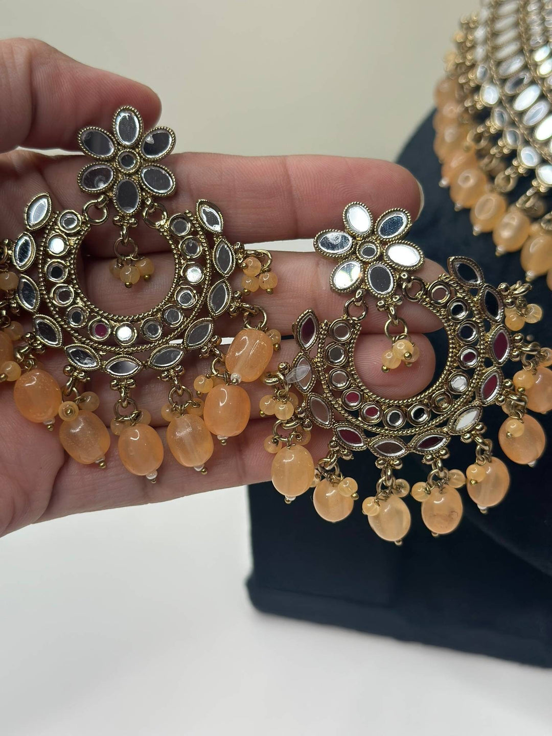 Izhaar Indian Peach Polki Kundan Necklace with Earrings Tikka / Wedding Jewelry/ Traditional Jewelry/ Sheesha Kundan/ Indian Pakistani set