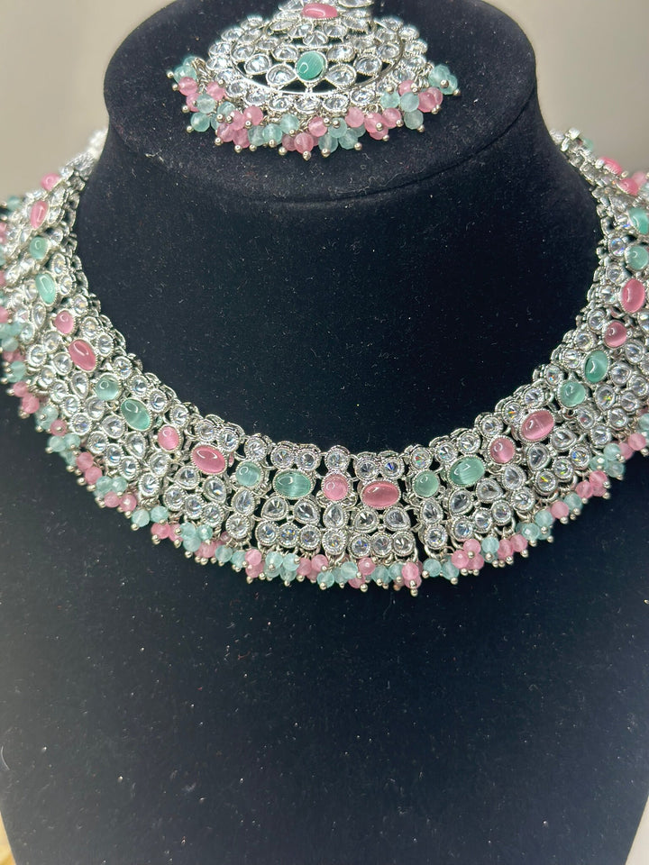 Athiya Reverse AD Necklace Set