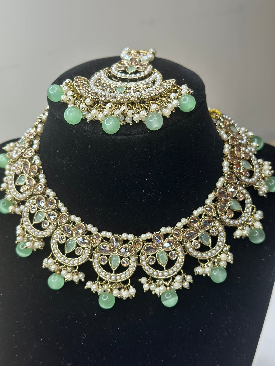 Noori Reverse AD Necklace