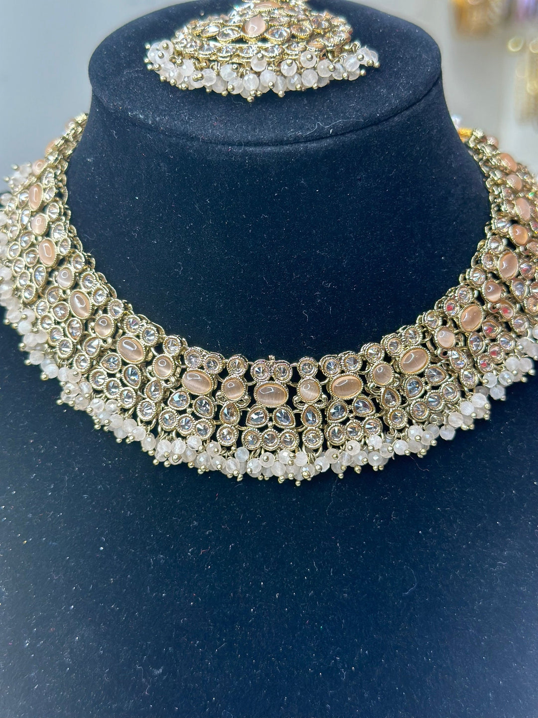 Athiya Reverse AD Necklace Set